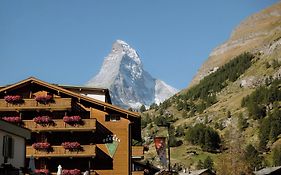 Alpine Hotel Perren